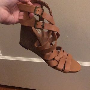 Steve Madden Tan 7.5 Heels